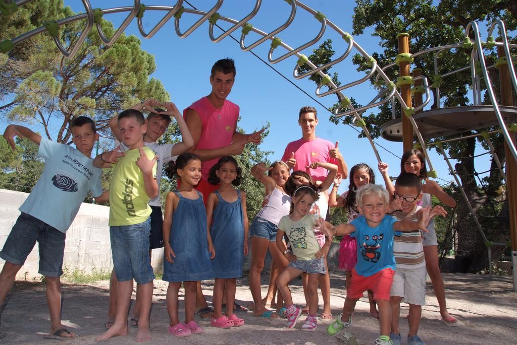 Camping Lou Cantaire Hotel Fayence Luaran gambar